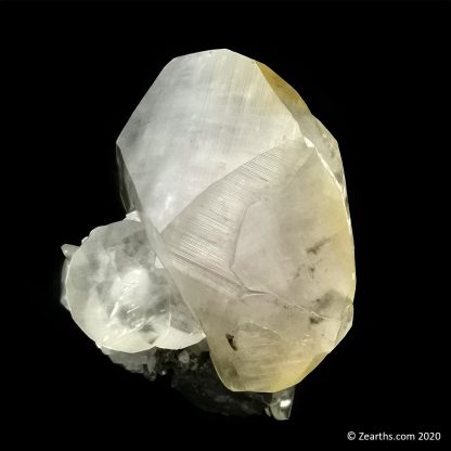 Flattened Rhombohedral Calcite from Xianghualing Mine