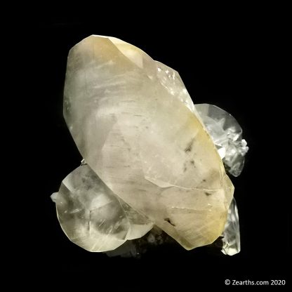 Flattened Rhombohedral Calcite from Xianghualing Mine