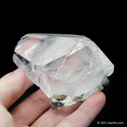 Transparent Twinned Calcite from Tonglushan Mine, Daye, Hubei, China