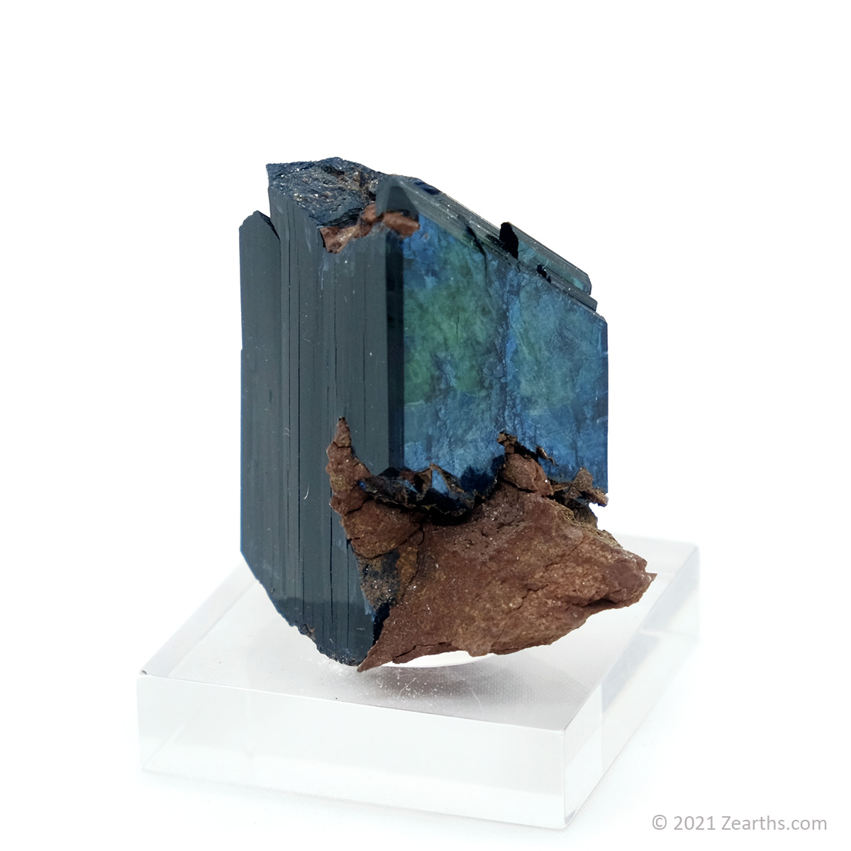 DSCF5367 Well-terminated Vivianite Crystal from Tomokoni Mine, Bolivia
